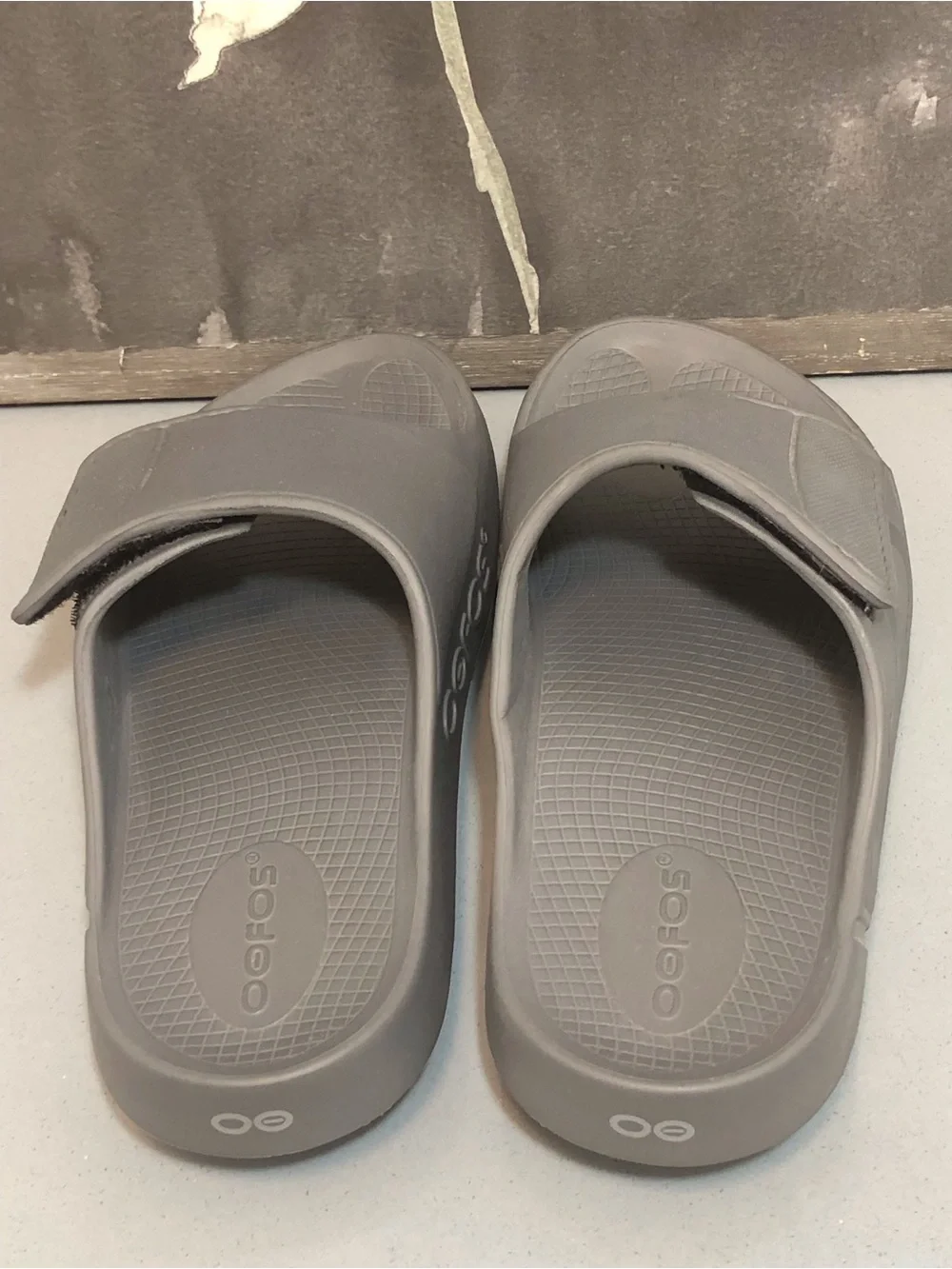 Oofos OOahh Slides sz 8